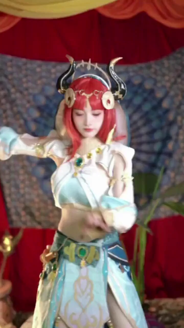 coser 

#漫展 #暴露狂 #cosplay #撮影会 #露出 #走光 #猎奇 #coser https://t.co/HOUAkQLj3Z