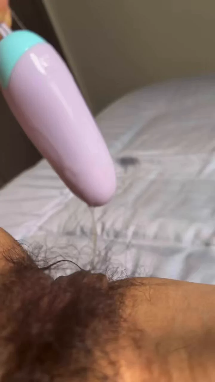 水多到跳蛋一插进去就立马弹出来了！或者是因为下面太紧的原因？ https://t.co/WuPDn3S7cs