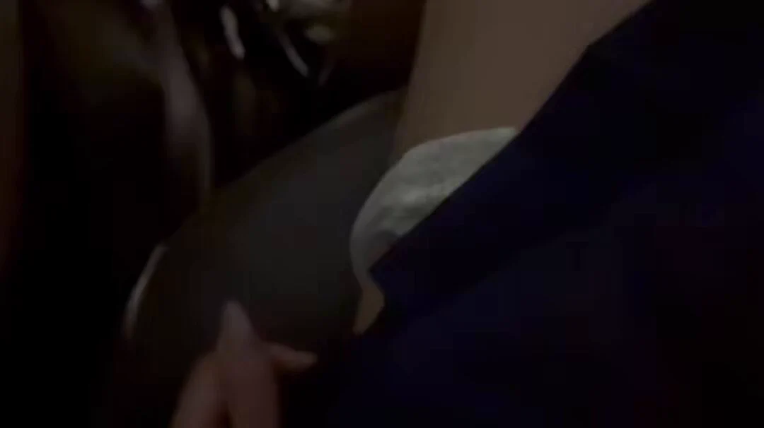 打滴滴的时候钱不够，师傅让我把内裤先脱给他低车费……还加我好友说，等我钱够了，找他赎回去

@SexytoBaby
@SexytoDoll
@SexytoGirl
@SexytoLady https://t.co/nGNlwVEL7T