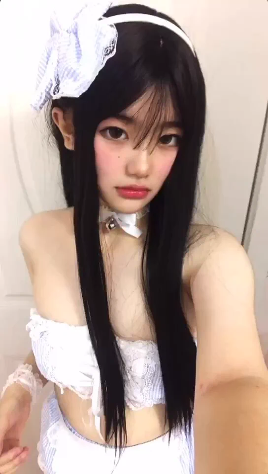 耐心的宝宝 有奶看 https://t.co/z7FzevNBvU