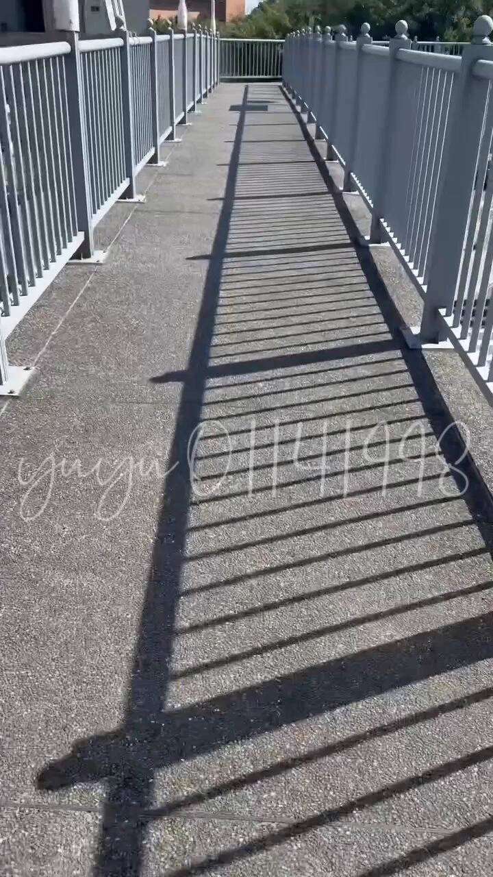 以此紀念林口難得的好天氣（我也難得在走天橋..） https://t.co/H4vfax1qRH