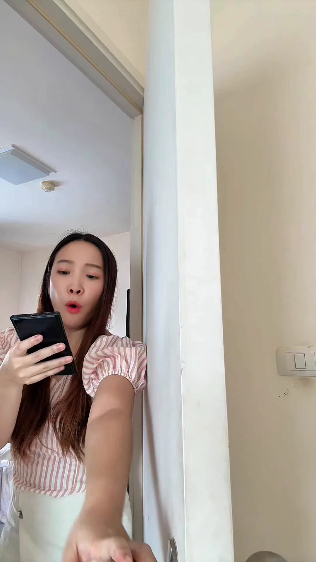 ไม่ต้องไปเสียเวลาหาคำแปล เพราะต้องรีบมาช้อปที่ LazFlash ดีลเดือด รีบช้อปด่วน ! 💪🏻 https://t.co/YGmcsbZxwk
