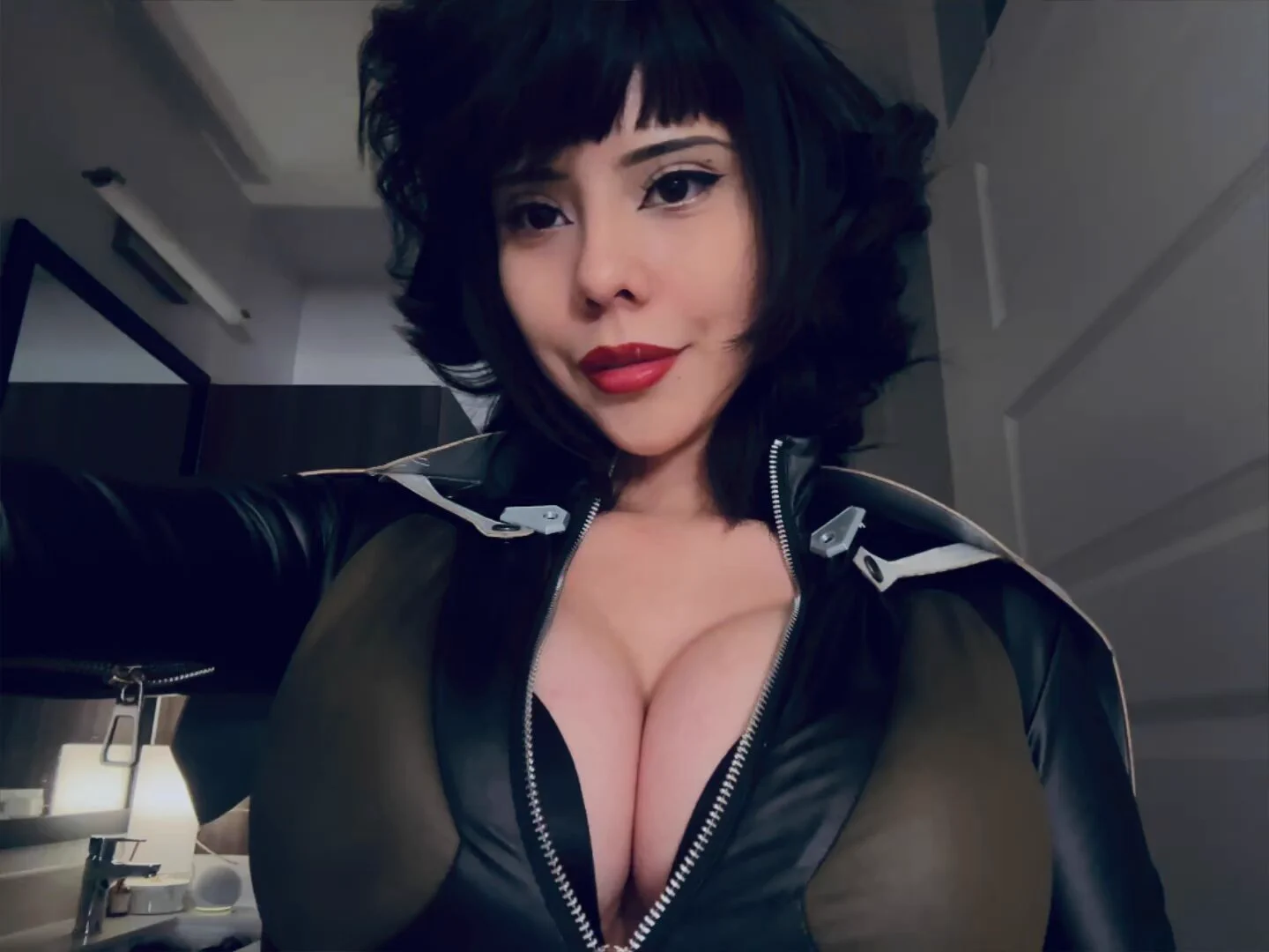 ‘yes’ if u want the full cosplay 📸 (real) (no virus) https://t.co/RaBXQWYvXG
