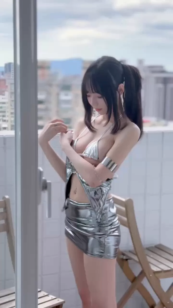 https://t.co/8Cykqi3CYA
加大尺度！牽繩拘束！！
未來科技女友的誘惑🔥
首次脫下比基尼🔞露出飽滿豪乳誘惑你🥵
各種角度看好看滿‼️
隱藏版近距離特寫影片更是⋯
私訊我兌換福利影片+照片

🎀收藏含隱藏版TRE找我消費可折抵一張互動卷！
（數量有限！送完為止）
https://t.co/cN1rnup6gz https://t.co/VWDeRvsUyT