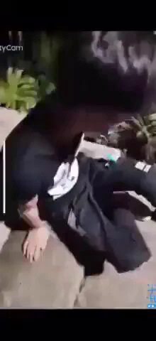 骚货美女路边勾引落单小弟弟 你是学生吗 读几年级了 能让姐姐给你破处吗 姐姐洞洞好痒 可以用你的JJ插进来吗#勾引挑逗#处男#学生.(更多高清完整版评论区或主页链接观看 https://t.co/FDPuPjLiSB