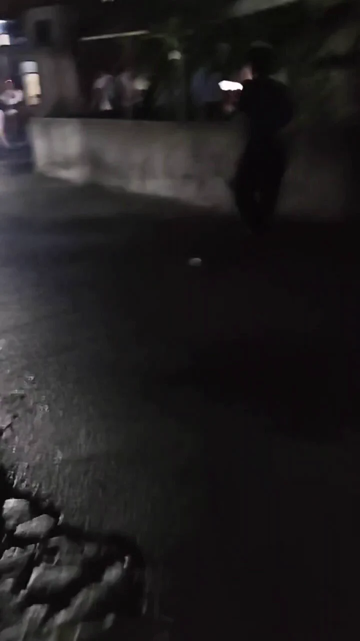 #长沙 浪琴湾小区，拉客聚集地，2张/15分钟，有年轻的，具体位置不固定，每个巷子都转转，#站街 #扫街 https://t.co/3ZQD2mvkyk