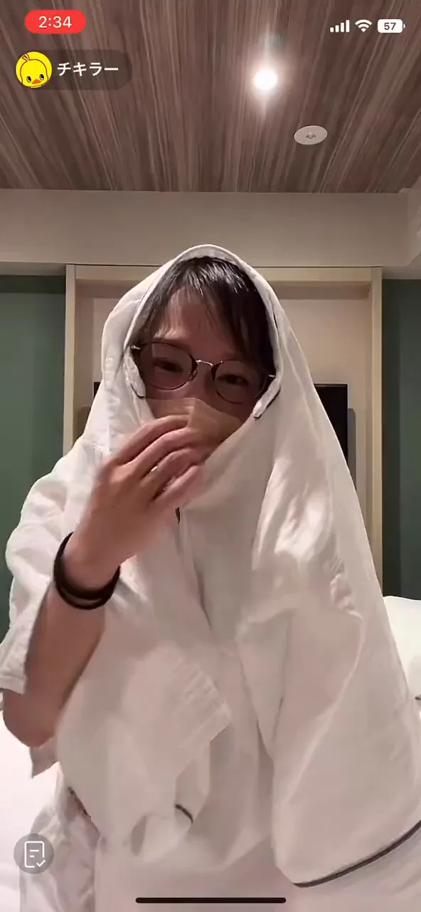 YouTube動画よりもこれの方が面白いね！ #TikTokライブ #インスタライブ #放送事故 https://t.co/MugOuJUME4