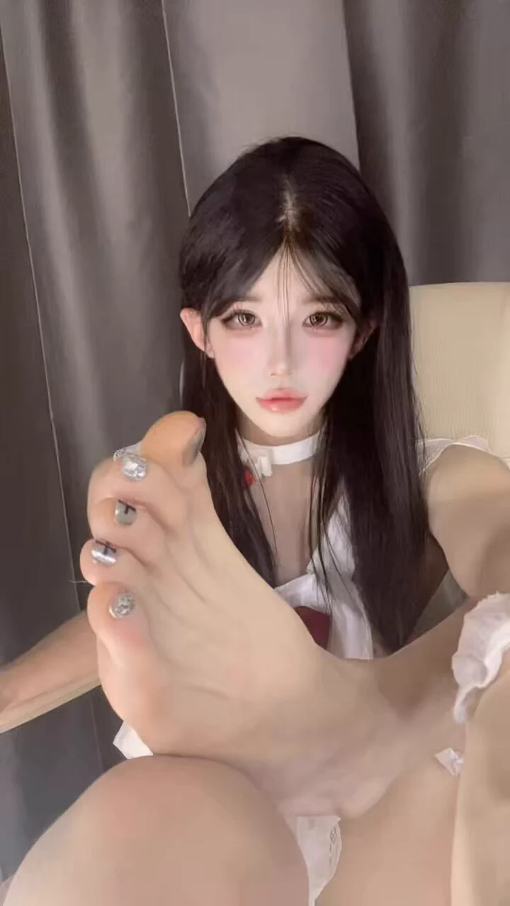 找我1v1来被亲妈盯 https://t.co/XL5LdQSoPV