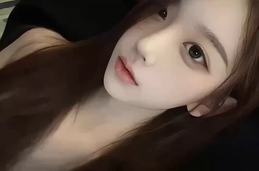 杭州 苏微微  #美

真实主播 可现场任意验证
清纯纯欲网红30w粉丝+
·天菜款 168c 40kg 02年 
·皮肤超级白 不白赔总 三点粉 无纹身 纯天然0整
·职业 平面模特 淘宝模特 直播 
晚上11.后要直播

#上城区  #硬五 https://t.co/MyunAWIjjM