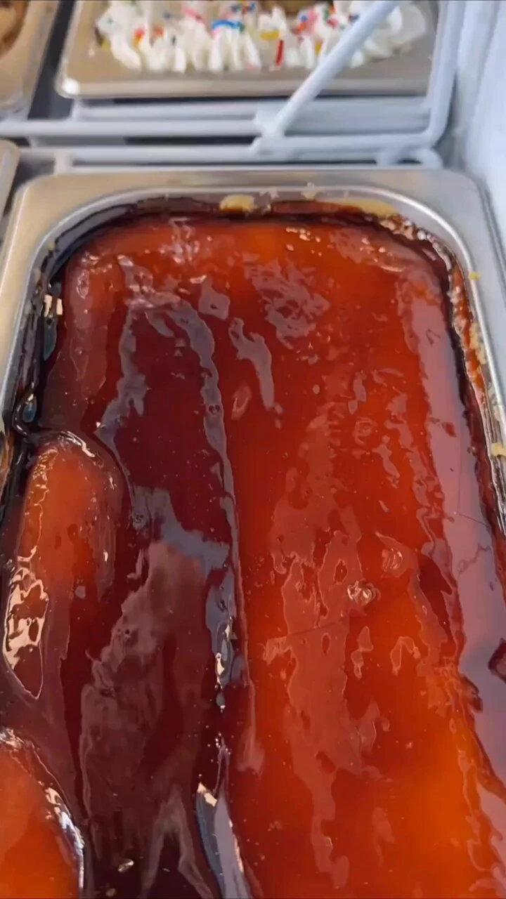 焦糖冰淇淋，请给我来两勺🤤 https://t.co/rVpnYj2rZ6