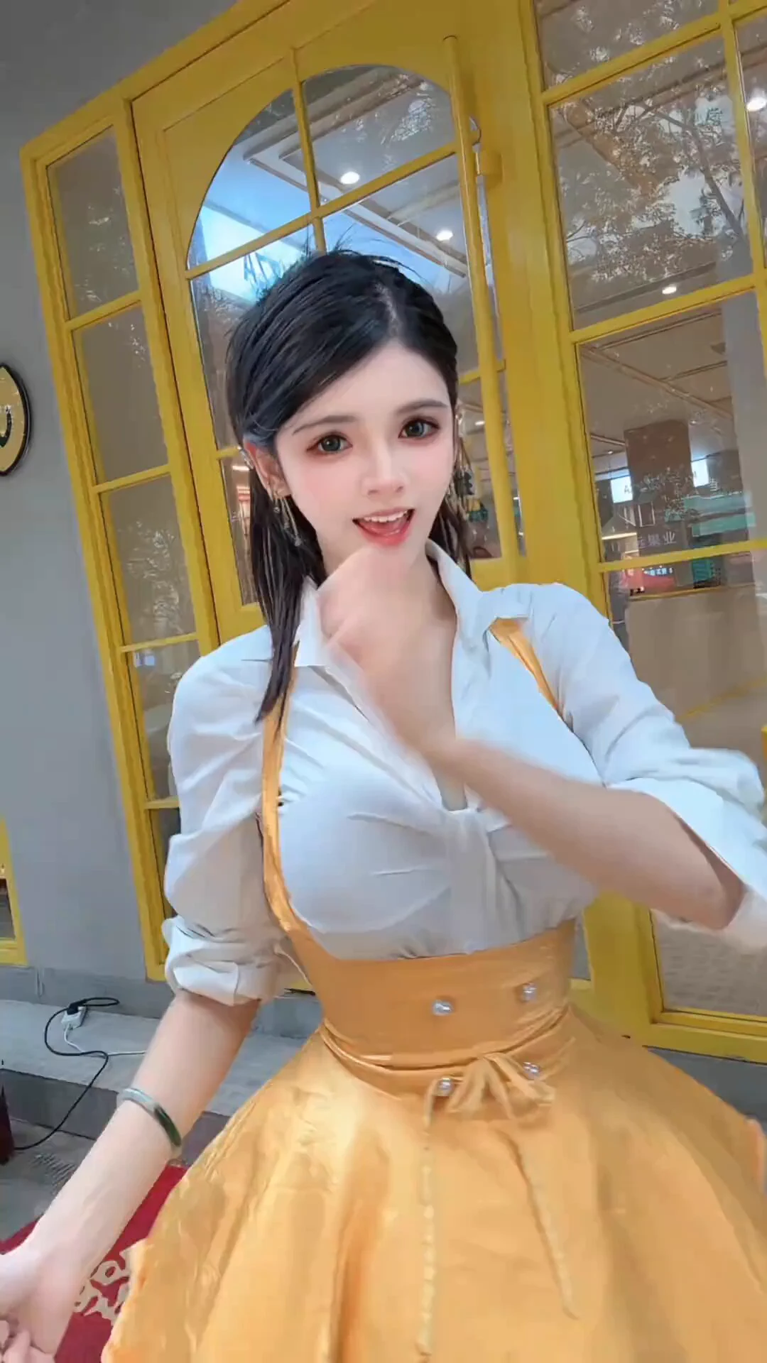 最近在披萨店打工🍕 https://t.co/B04tYPNLZy