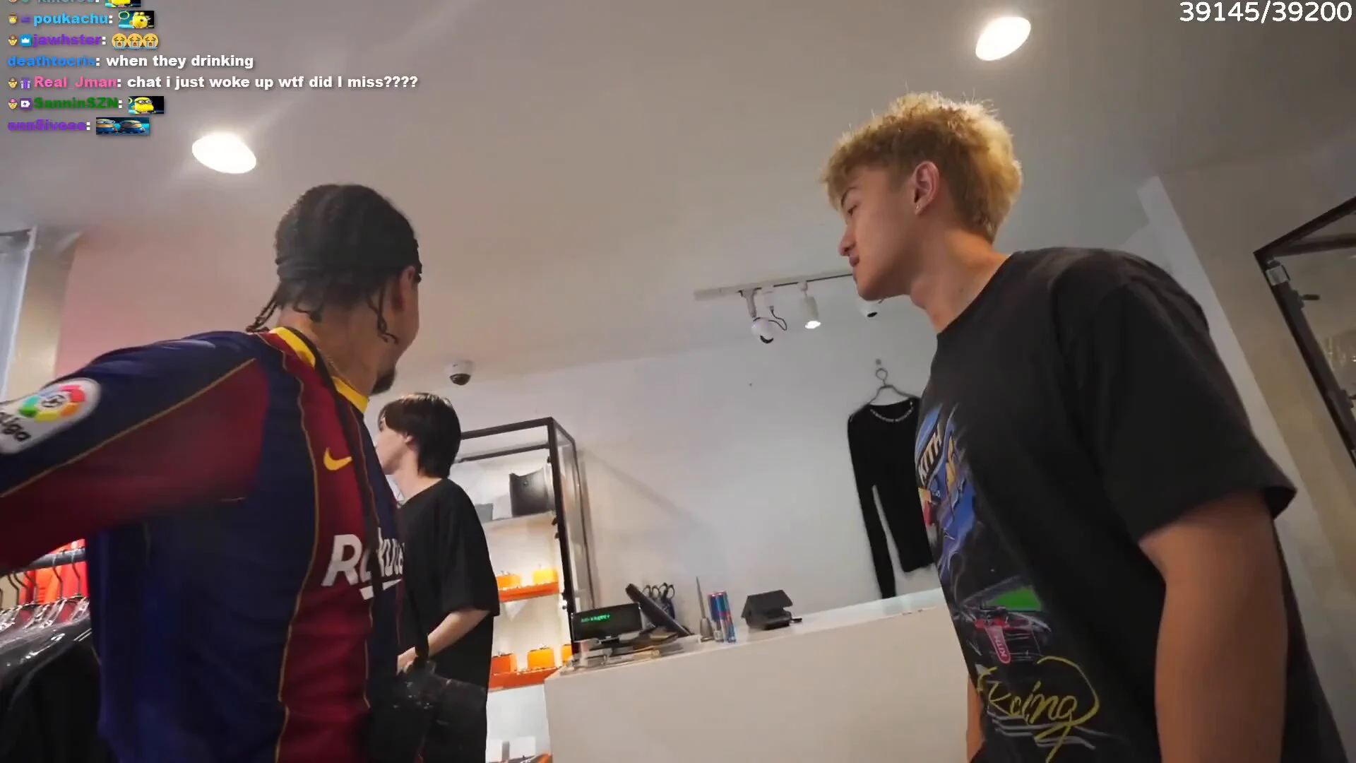 Sakura started freaking out after Arky &amp; Jasontheween threw up gang signs 😭
https://t.co/sie7Y71rT4