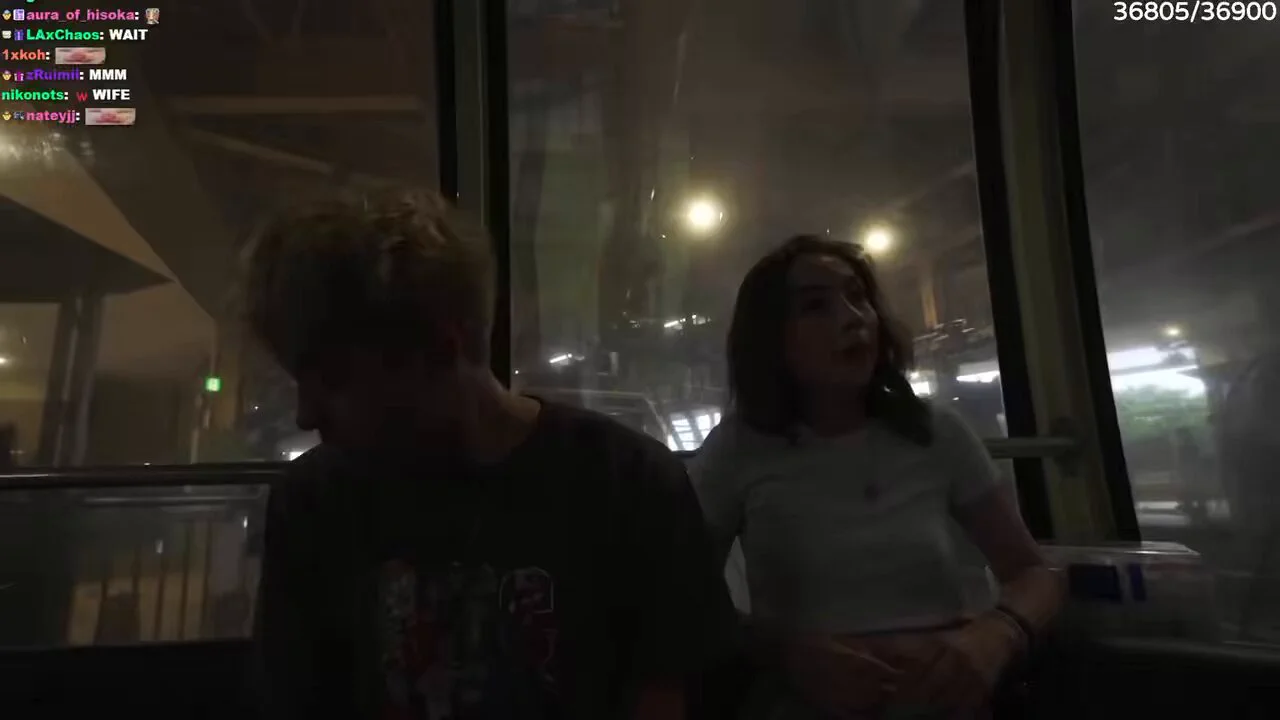 Jasontheween tried to do the “count shoulders” joke on Sakura &amp; it backfired when she did it to him instead 🥹❤️‍🩹 https://t.co/eH4tUnBz0K