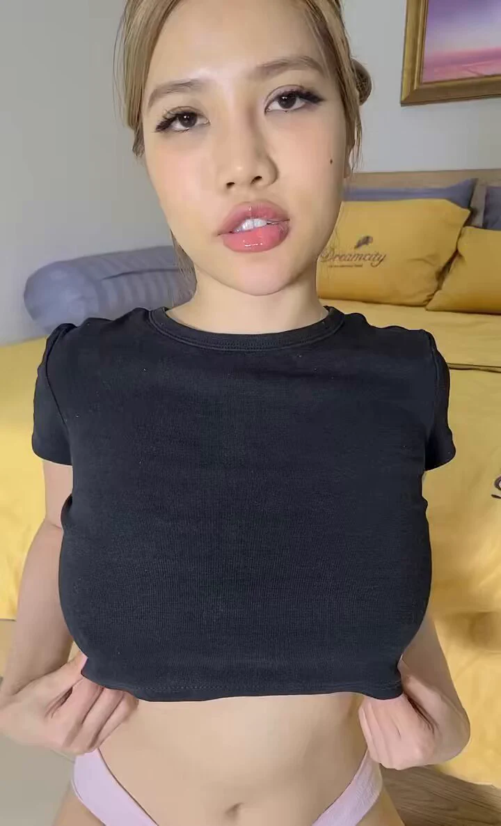 你们不能想我热的奶子下面全是水有多痛苦😖 https://t.co/9kiy0AvMtx