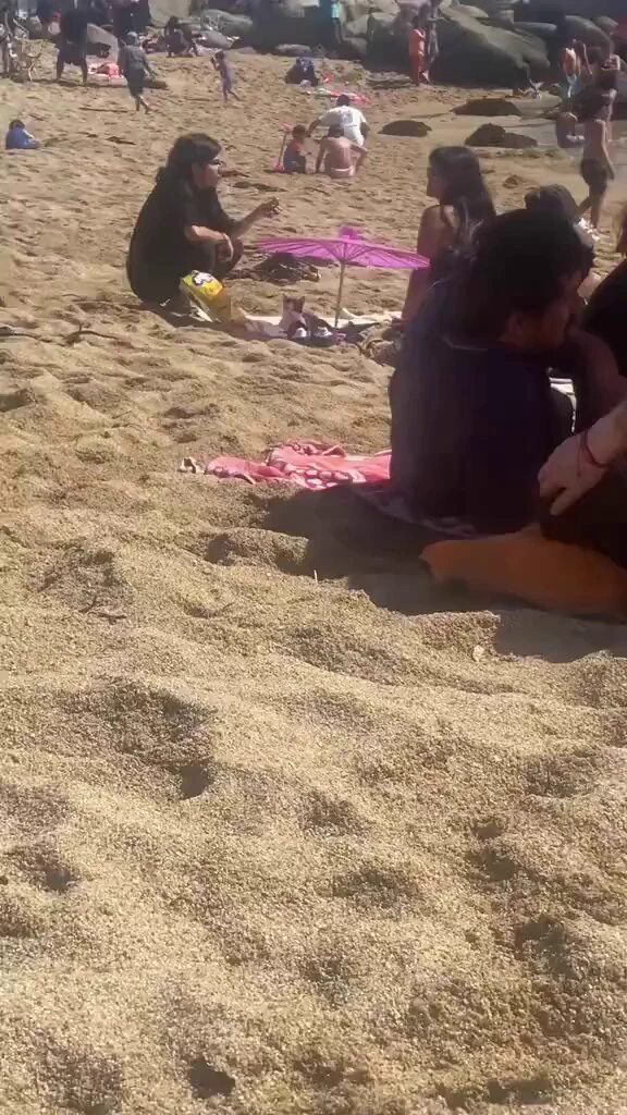 bro is in his own imaginary life 🥴 https://t.co/8NQuOO5ONZ