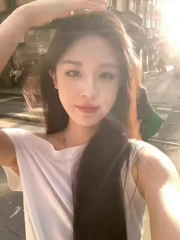 #上海 W
纯天然0整 178 D
东华大学 服装表演
三点粉 一线天 无纹身

🐧：1281079839
微：yelangman67
电报看图交流反馈群https://t.co/80IfE7zzjl https://t.co/OTZ0SaLcTN