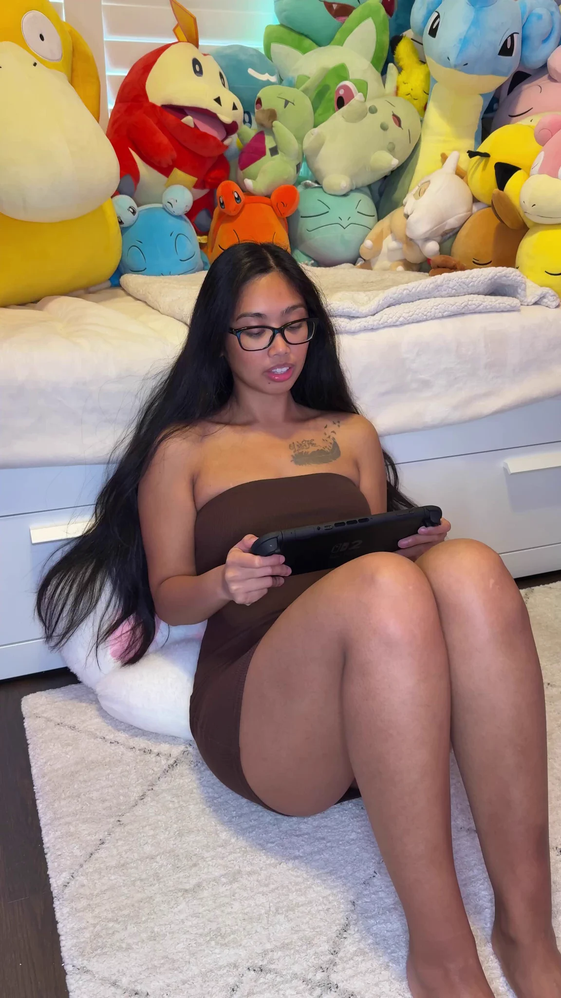 Would you lick my pussy while I play? https://t.co/VI4OnS0FCi