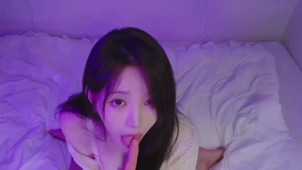 yoonying —— 意乱情迷的人妻口交调情颜射挑逗

ASMR福利 舔耳 女喘
@wqganenshi_  @eggroll_tea  @007share  @zhangsheng021 https://t.co/Tc5qAggnHN