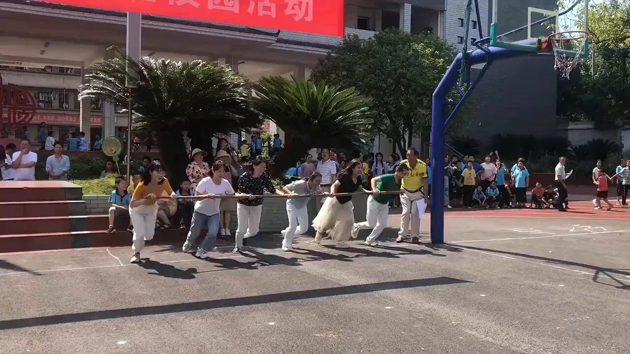 看到最后才明白，为什么都在给黄老师加油💪 https://t.co/4oG4cSF5DB