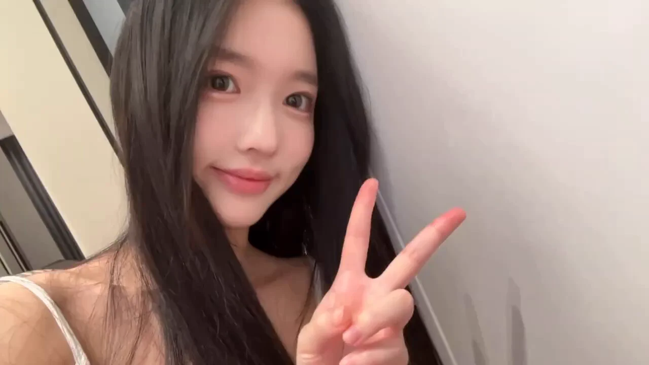 邻家女孩，🉑️素颜见K，
皮肤雪白嫩滑，清纯甜美
性格好，配合度极高
好评率超高，欢迎哥哥来体验

进入茶茶的乌托邦👉 https://t.co/l55Ca6ZWl1
没有电报的➕chacoser01 https://t.co/S5kfeNDFA3