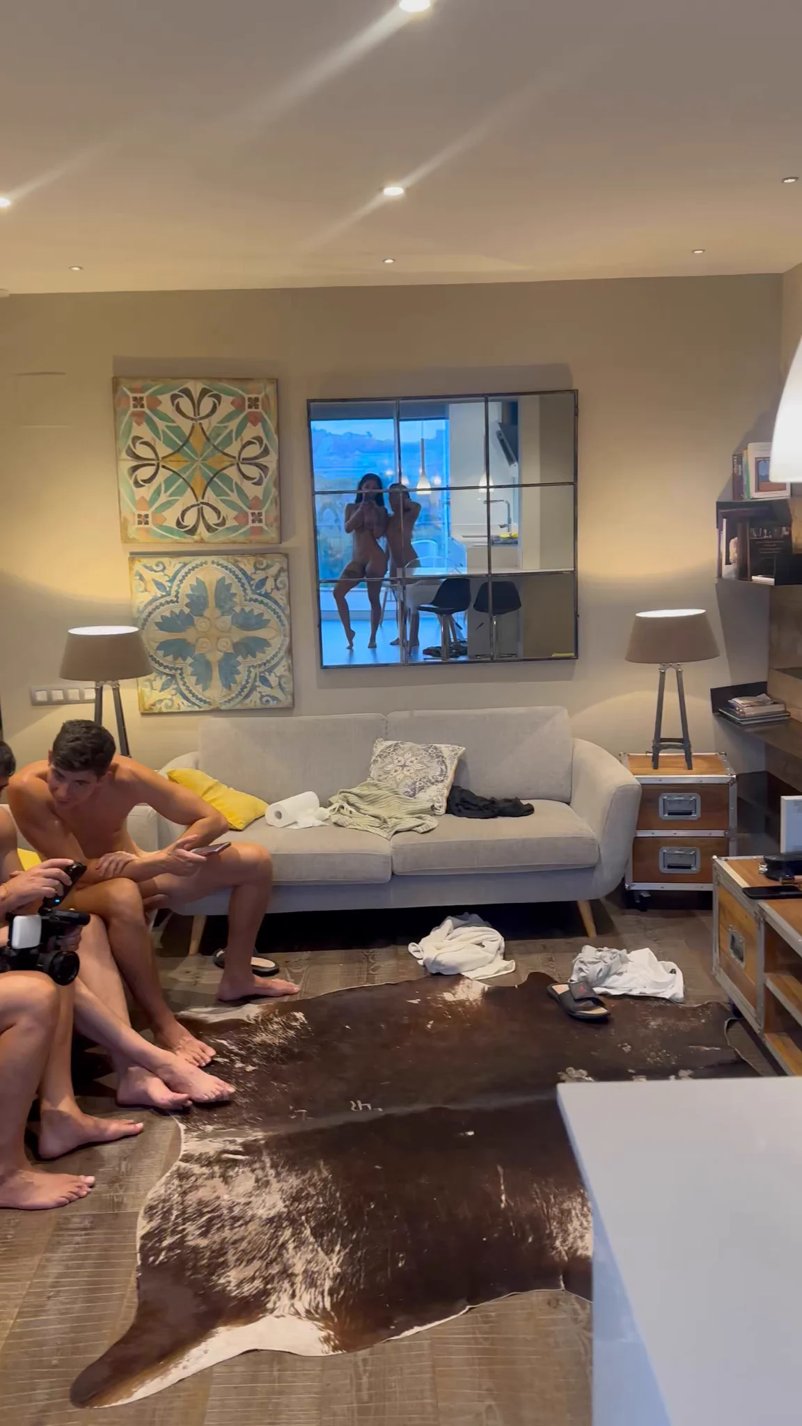 we shot something so crazy 🤪 @MiaZ12108931 https://t.co/OSjGkx5v5G