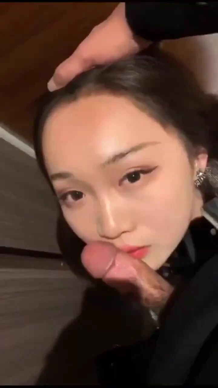 灵魂共振能点燃爱意，身体契合可释放激情。我的午夜剧场  点击👇可观看我的全部原创性视频照片  有眼缘可预约线下
秘密通道：https://t.co/k1ZaFtCIqq
暗号：川渝 https://t.co/bYXp1sSGSl