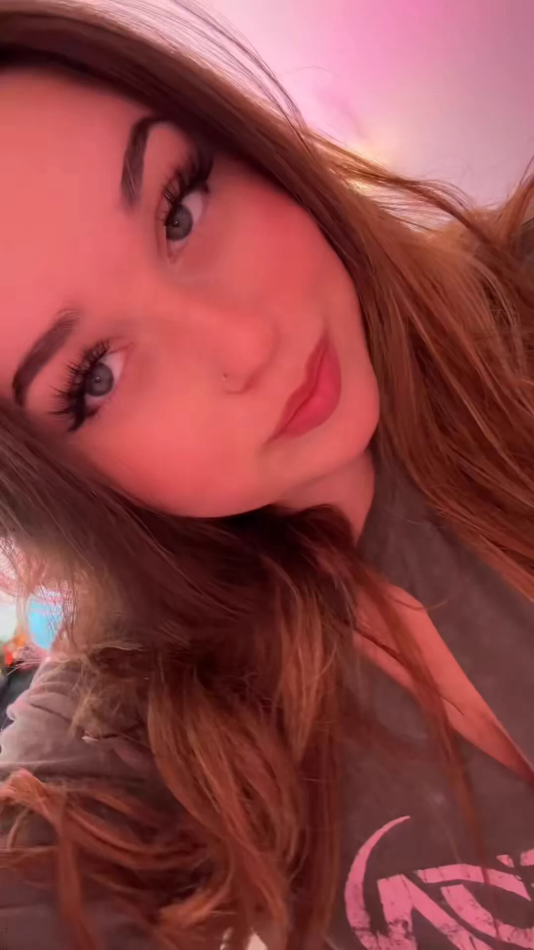300k soon? hehe 💖✨ https://t.co/HuhcI6q8JN