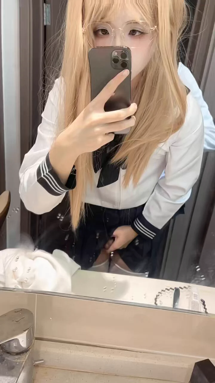 喜欢被羞辱调教 https://t.co/BzNFoo2T0B
