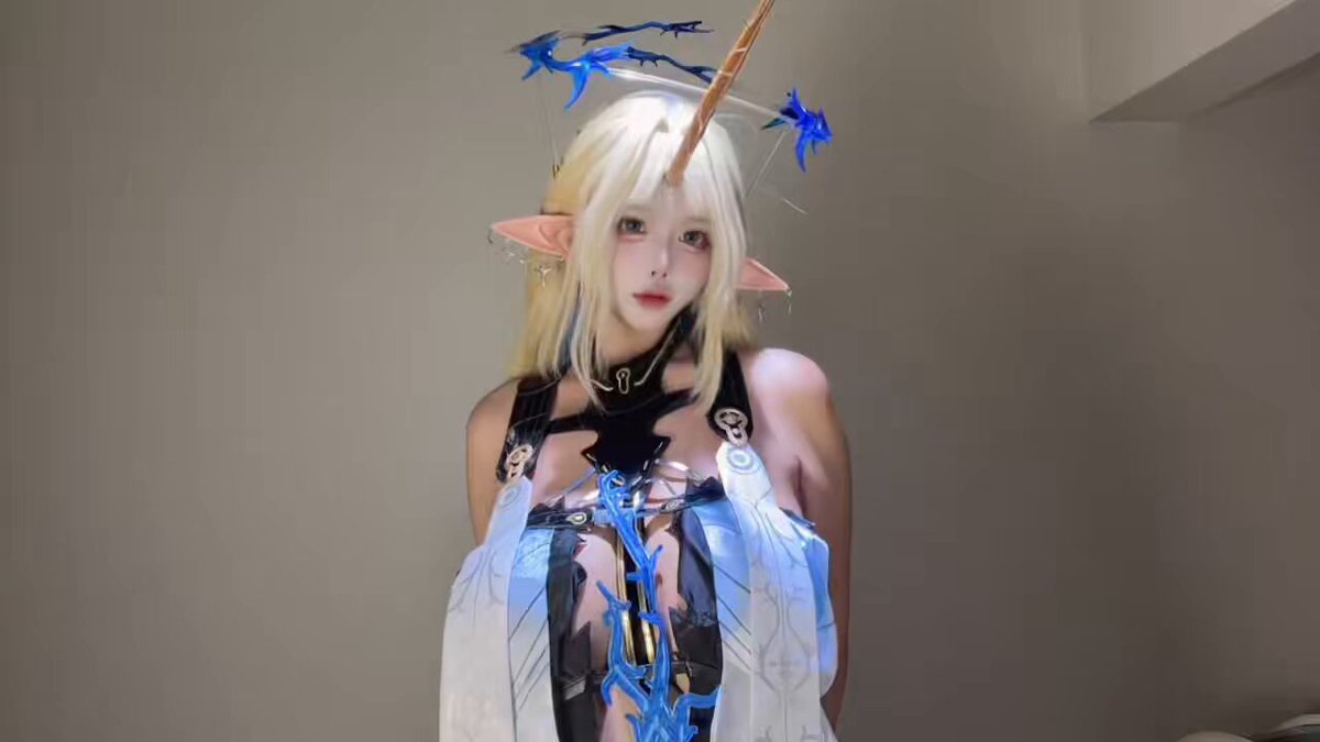 小喵大卡 https://t.co/QwINpyo3zf