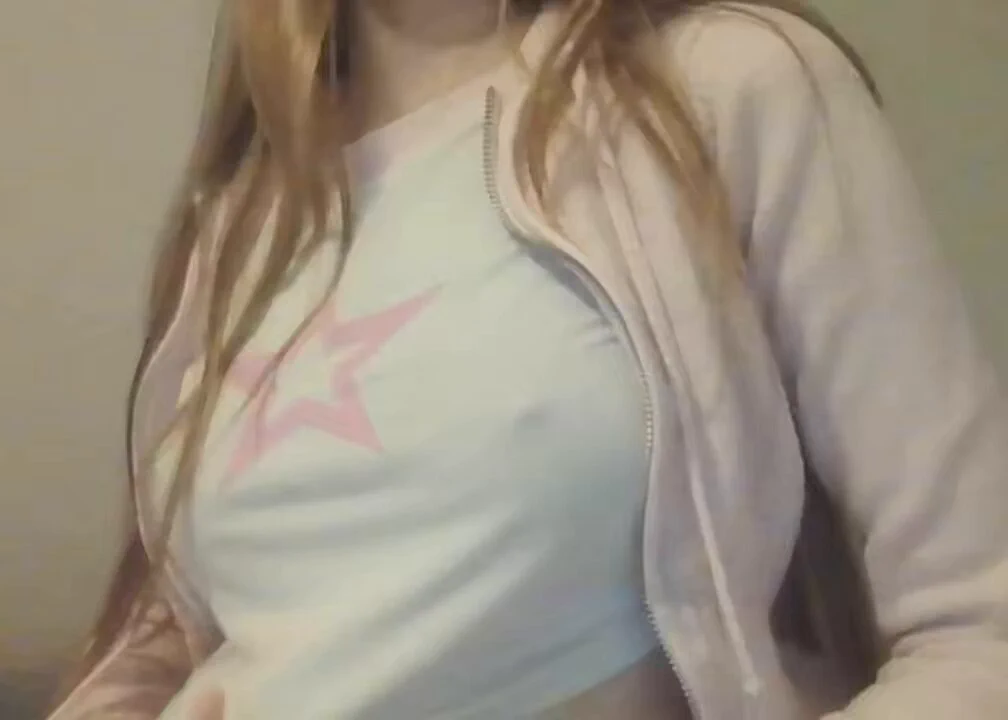 camgirl fantasy https://t.co/ASLQ9LtOAd