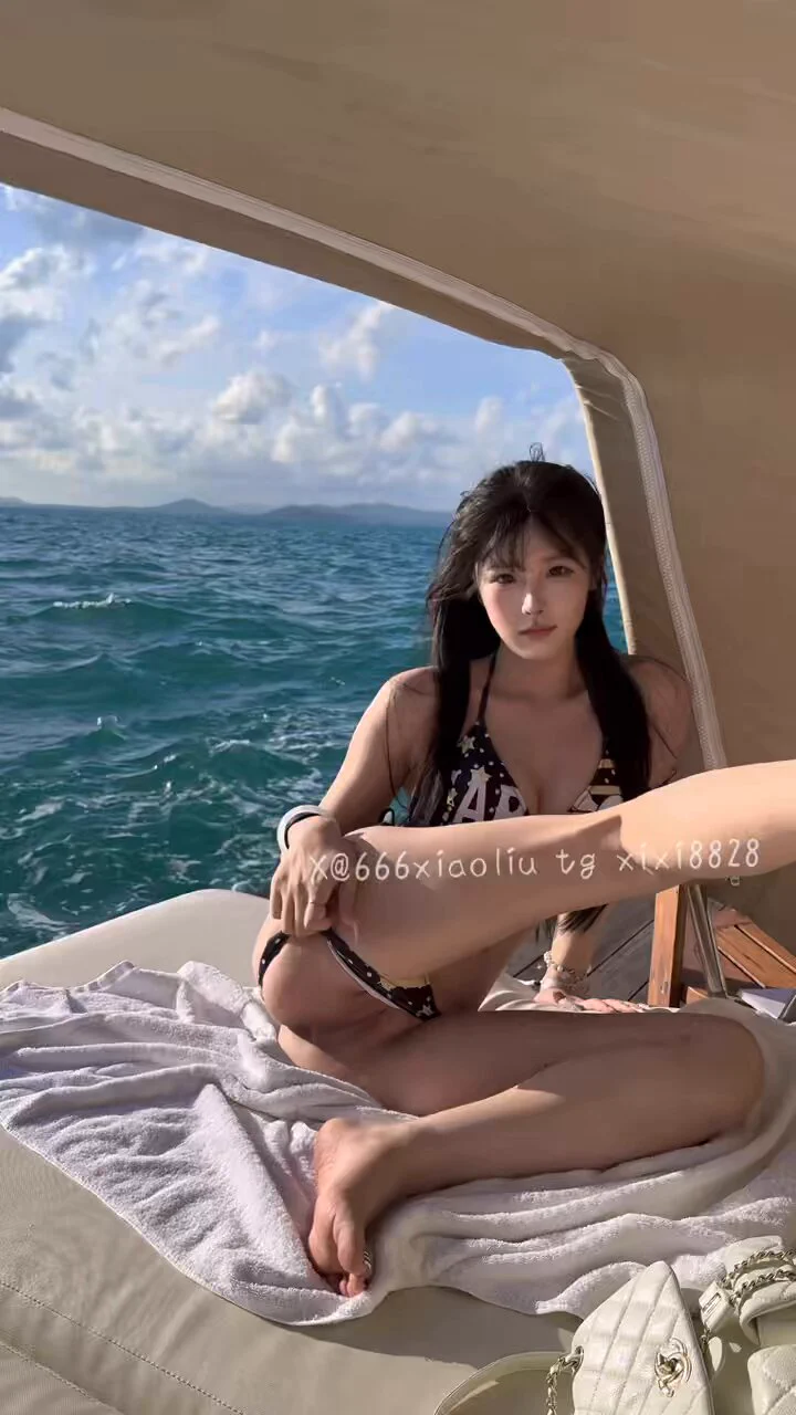 被摄影宝宝指挥的瑟瑟哈哈哈哈哈(&gt;^ω^&lt;) https://t.co/yAULvUDtor