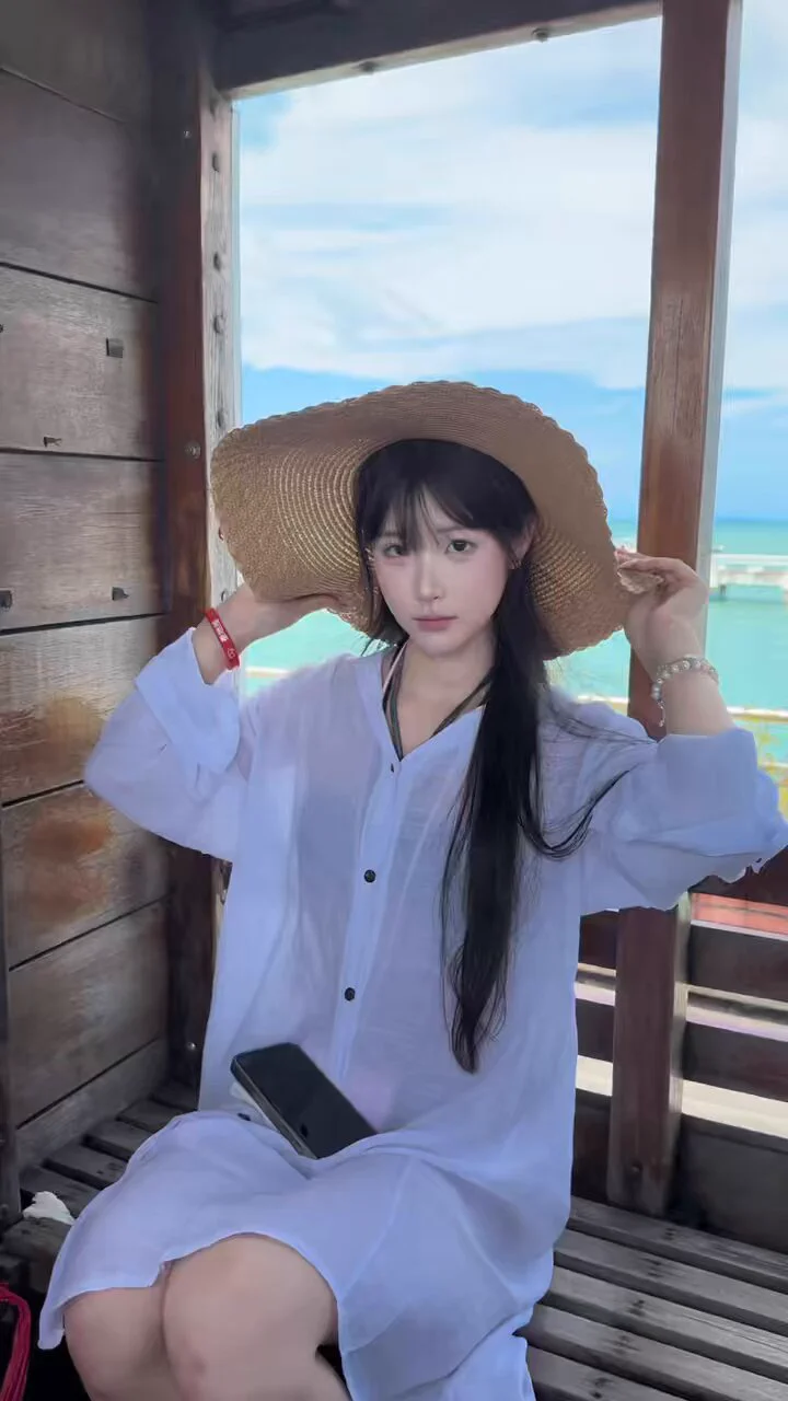 长了一张清纯脸嘿嘿 https://t.co/bqlfw1kwO2