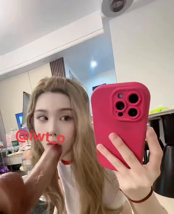 吃超级无敌大黑牛，我的口技很棒，但是太大了，根本含不住@juying2224 

@BBYouzhiyuan
@SexytoDoll 
@SexytoGirl 
@SexytoBaby https://t.co/6T2IY3eXcJ