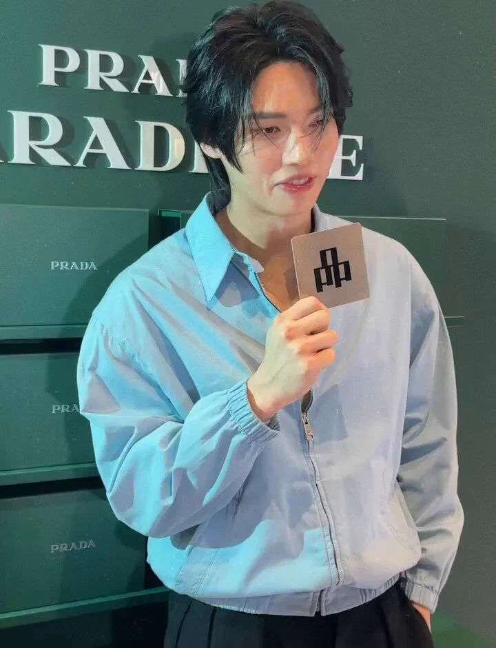 Hi Win, welcome back!

這次見他感覺少年感加分。✨

cr. shiyeeeee

WIN BA PRADA PARADIGME
#PradaBeautyxWin
#PradaBeauty
#winmetawin https://t.co/TqQjJUWgW0
