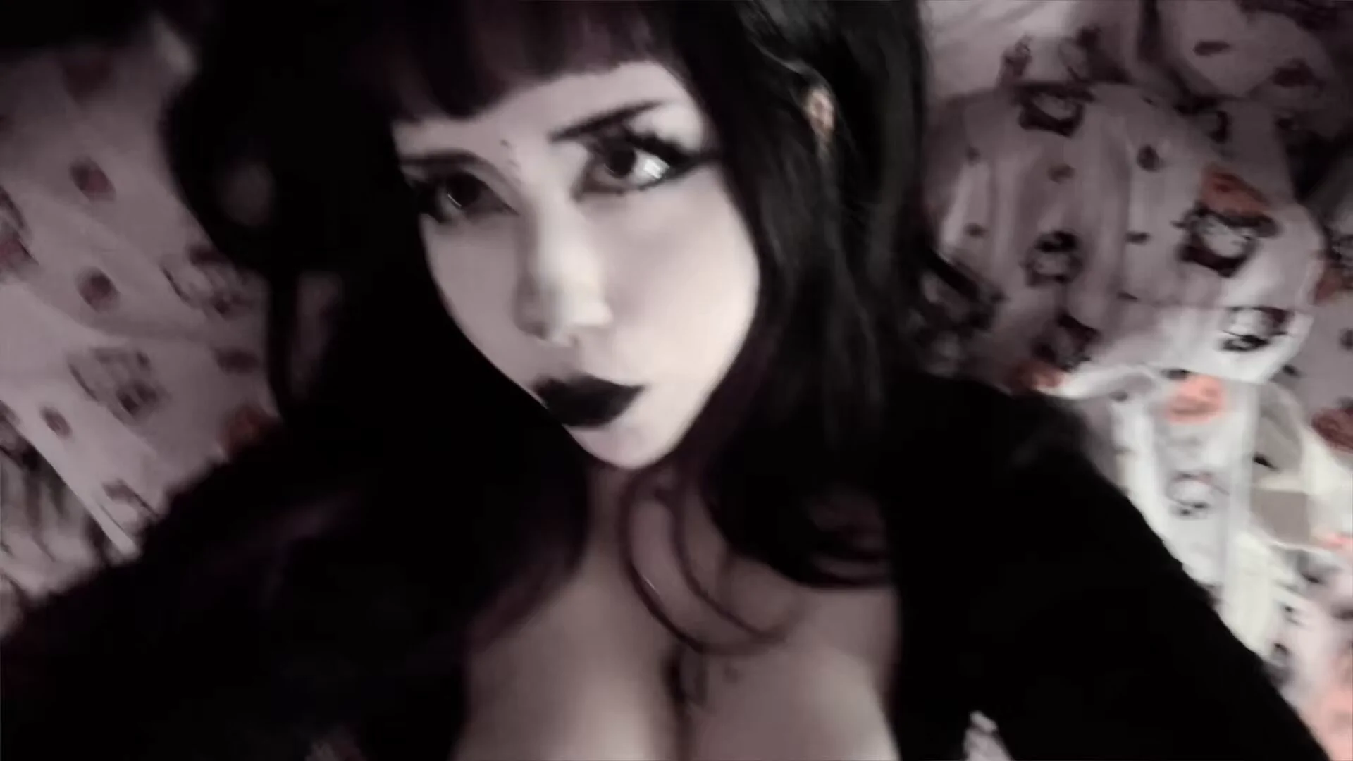 chudai 🕸️ https://t.co/hMQiLQGO3j