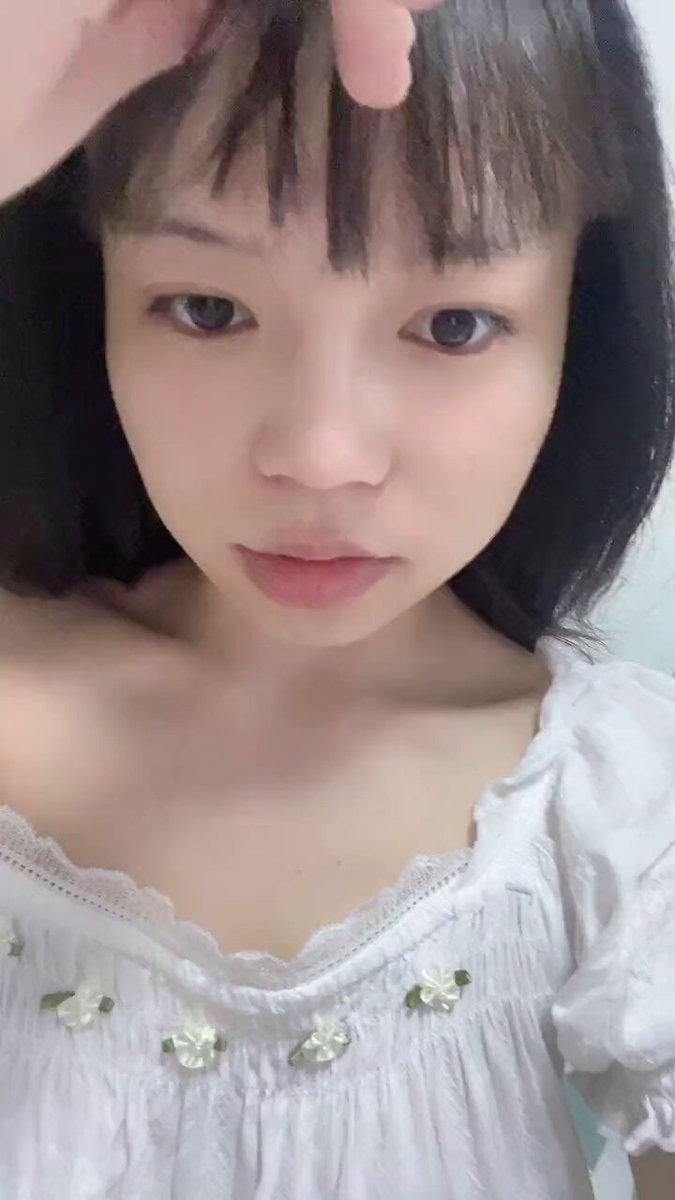 自信的我从不掩饰，你喜欢这种真实吗？ https://t.co/5DhsGO33IB