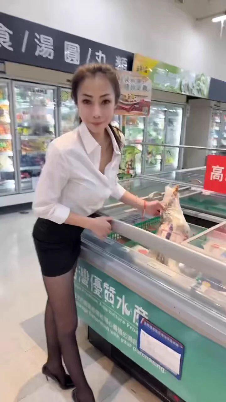 我認真偶爾還是會下廚😜

想吃我煮的三珍海味嗎😈

#付費三合一方案
#見面一起吃飯
#淫蕩G奶色情作品
#原味商品 https://t.co/dLxAiaiVah