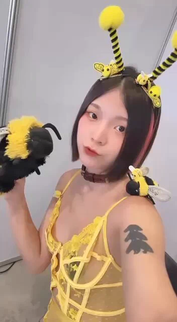🚨 800+部無碼實戰在等你
小巴私密群 全新開放中💦

看過來：
🔓 露臉無碼
🔓 真實實戰
🔓 慾望畫面直送腦門
這裡是你夜夜會想重播的地方…

🔥 800+部獨家內容，每一部都敢拍敢露
🔥 無年費、無月費，進來就永久擁有
🔥 限時開放，錯過等下次就要跪著等

📥 想進群，TG馬上私訊我👇
開放入口▶️ https://t.co/og9FTe3A5e