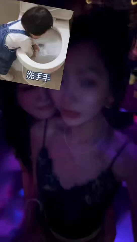 心情最近确实很不好，结果闺蜜喝多了，自己到现在没睡着…… https://t.co/hjqXUrcBll