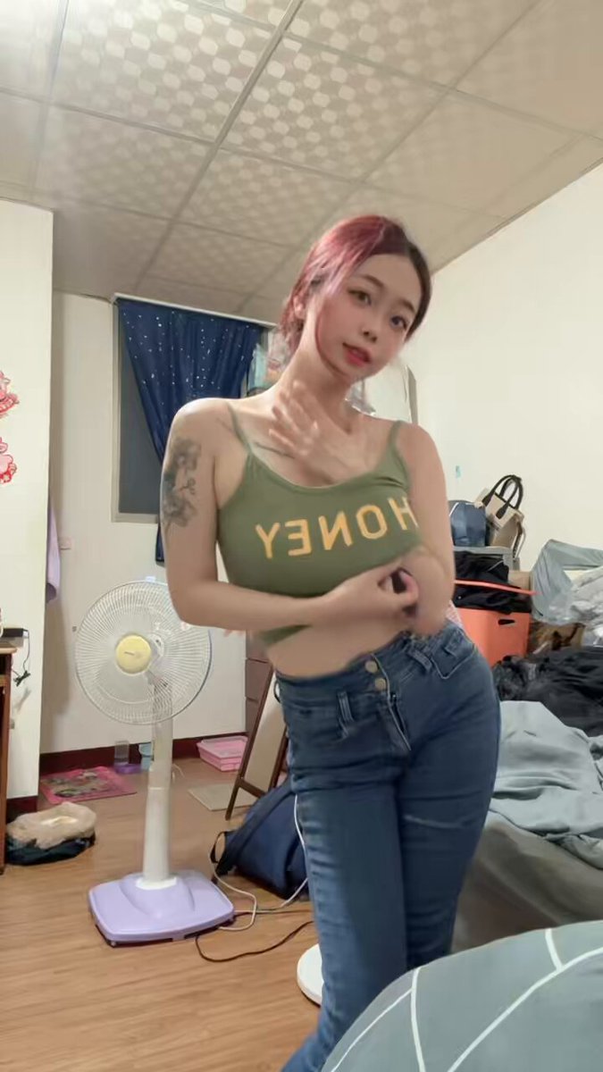 隨便亂跳 https://t.co/B1jGorsb4X