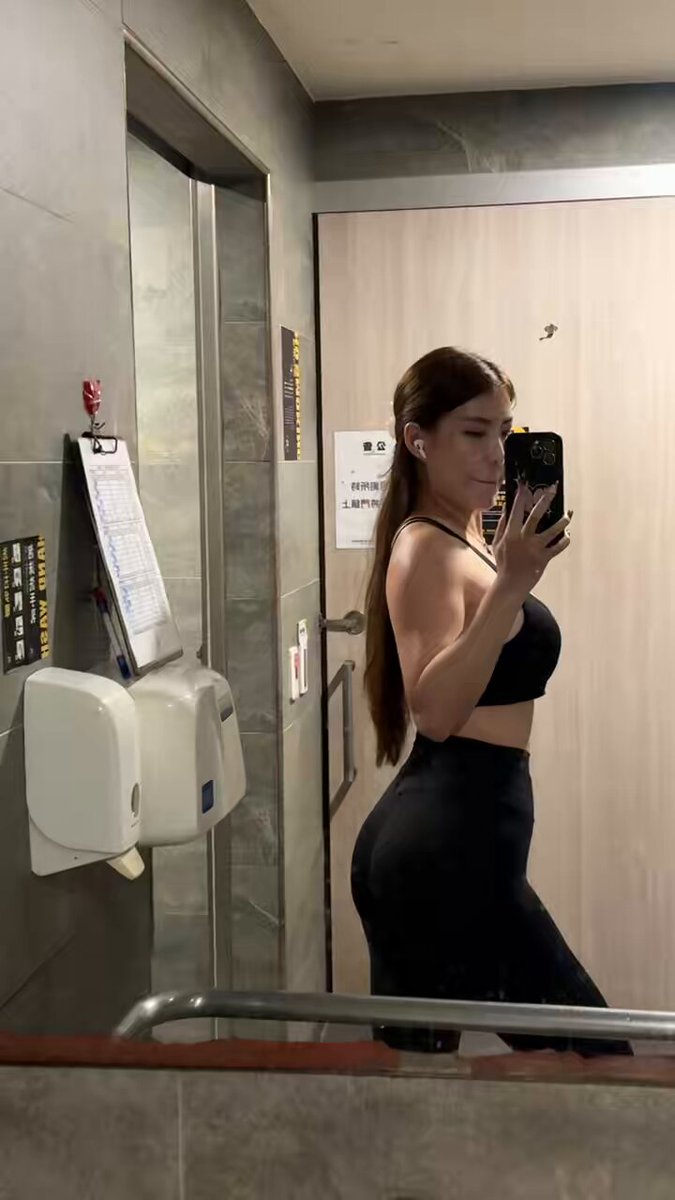 中華廠最好的拍照地點

殘障廁所🤡 https://t.co/myqJga964U