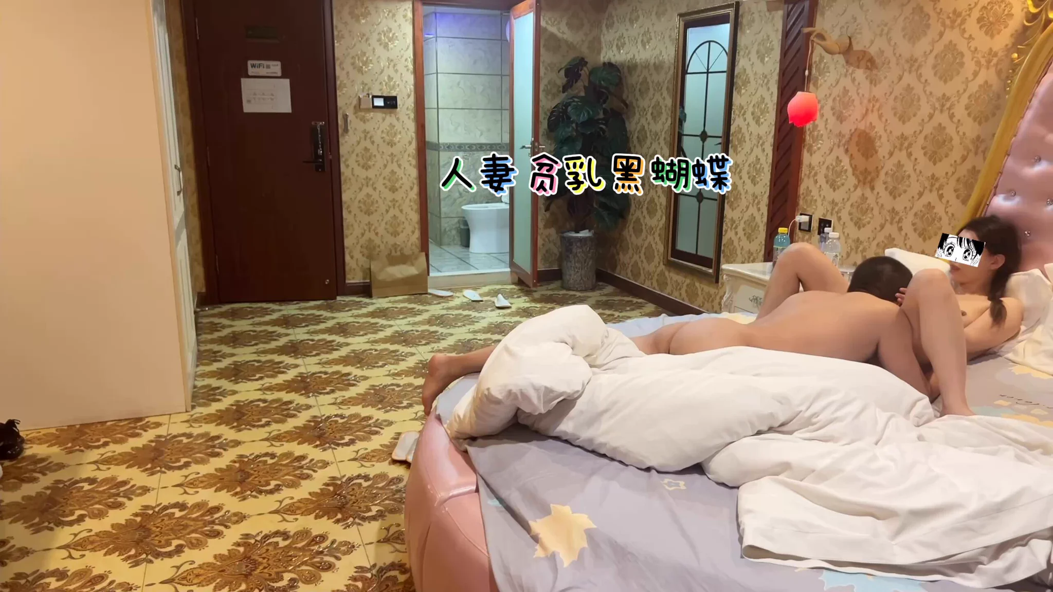 媳妇吃鸡，我让外卖小哥进来看我媳妇吃鸡，外卖不敢进来也就算了，现在我给媳妇舔逼，媳妇让外卖小哥进来看我给媳妇舔逼还是不敢进来，现在的外卖胆子都这么小么？
投稿💌：@SexytoBaby @SexytoLady
@SexytoDoll @SexytoGirl https://t.co/KP41cIHVnw