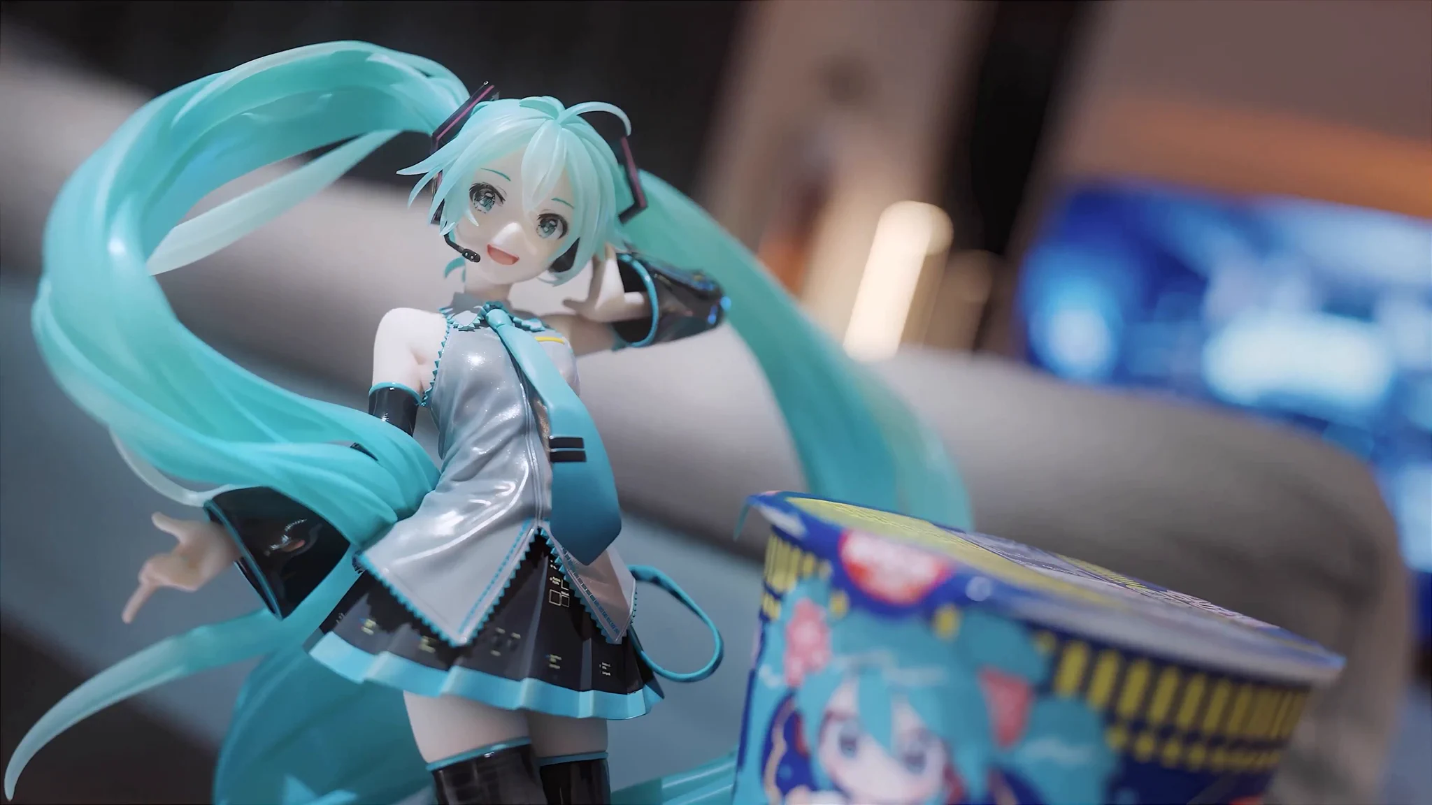 #初音ミク #ミク #miku #初音未来  #cosplay  

この撮影のトランジション、気に入っていただけますか？この衣装はオーダーメイドで、私の体に非常に合っています。 https://t.co/zwJ73ZroMq