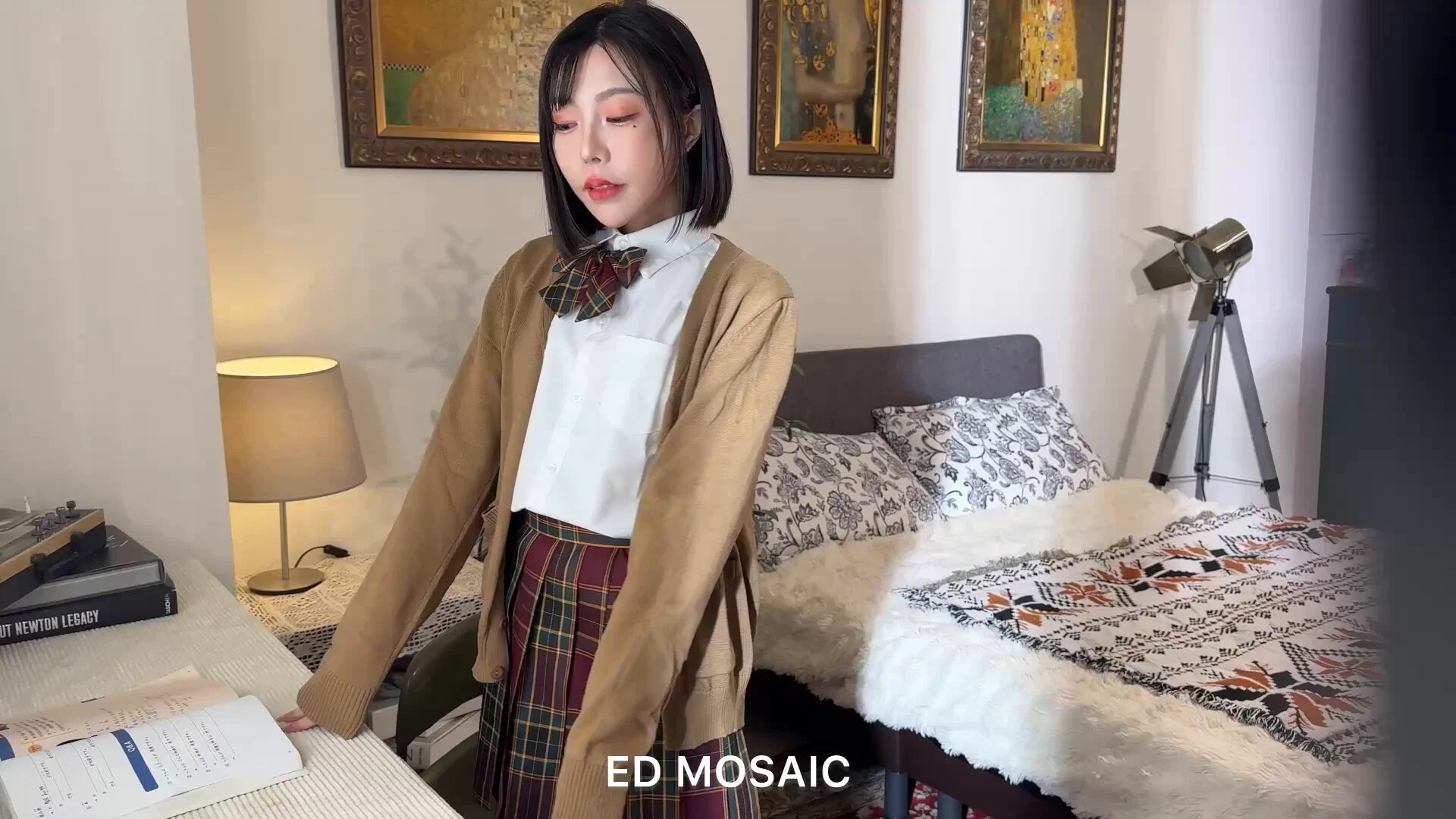 極品美足!
學妹脫鞋子露美腳，首次手指抽插美穴 迷你ok繃265P 抽插影片22 分鐘
#美腿＃美足＃貧乳＃可愛系 ＃抽插
完整影片連結在評論區👇 https://t.co/inTu8J3gBD