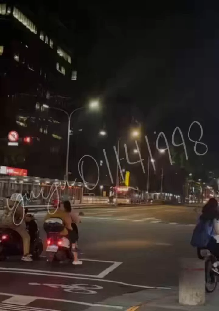 我是一個超愛走路散心的人
時間允許的話會提早一個捷運站下車用走的
晚上邊走邊想事情真的很舒壓🥹 https://t.co/6Q3ctL4GIW