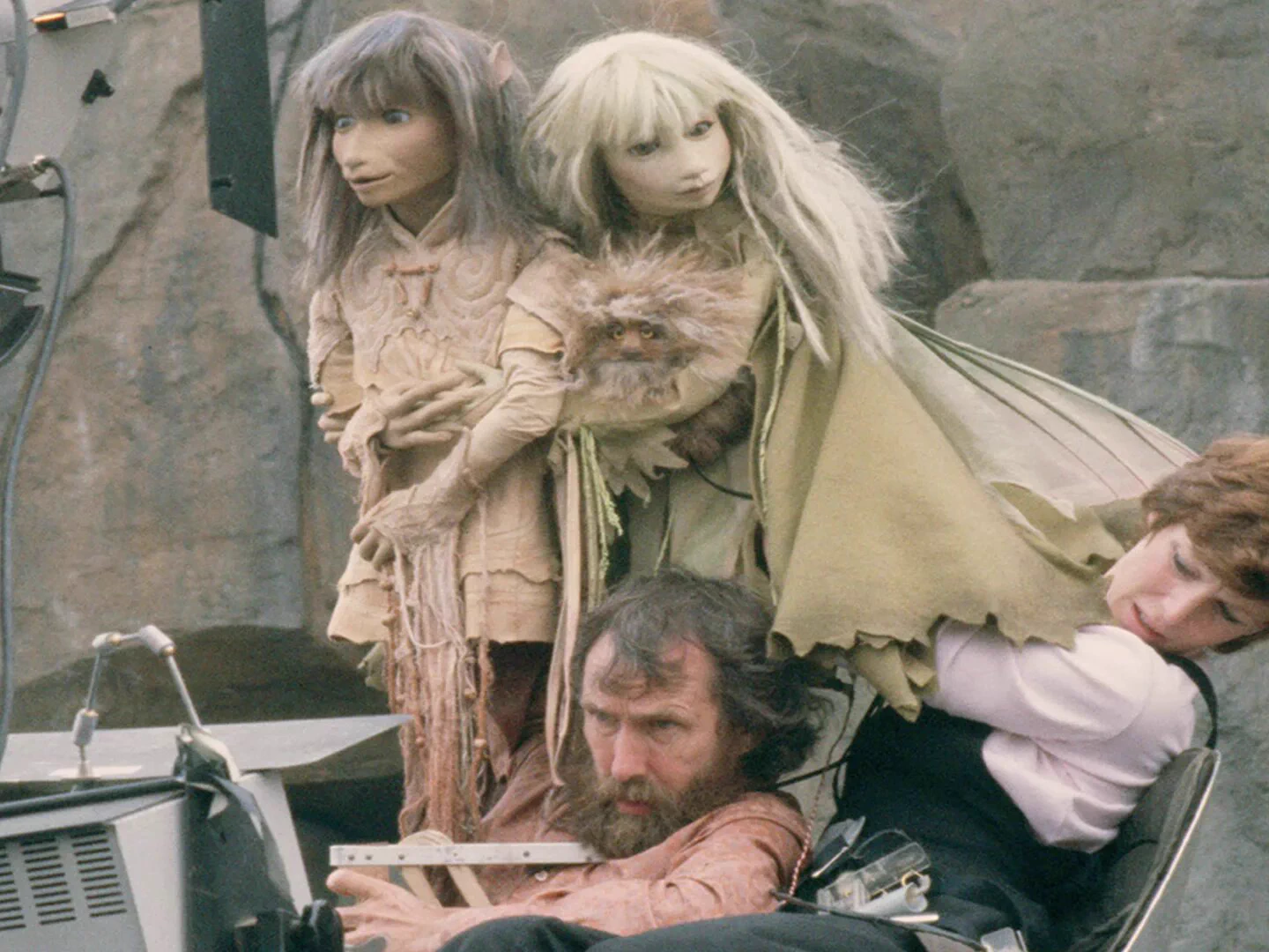 "The World of the Dark Crystal" documentary (1983, 1 hour) is available for free on Youtube.
&gt;&gt; https://t.co/DQcV146bOt https://t.co/mJVz2YfBdc