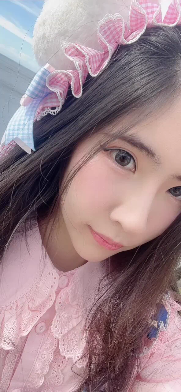 这个号卖掉啦，虽然很不舍得，但是还是要开始新的旅途啦，江湖路远，有缘再会，感恩相遇，新号主是原号主本人。 https://t.co/DMMMuQg2RG