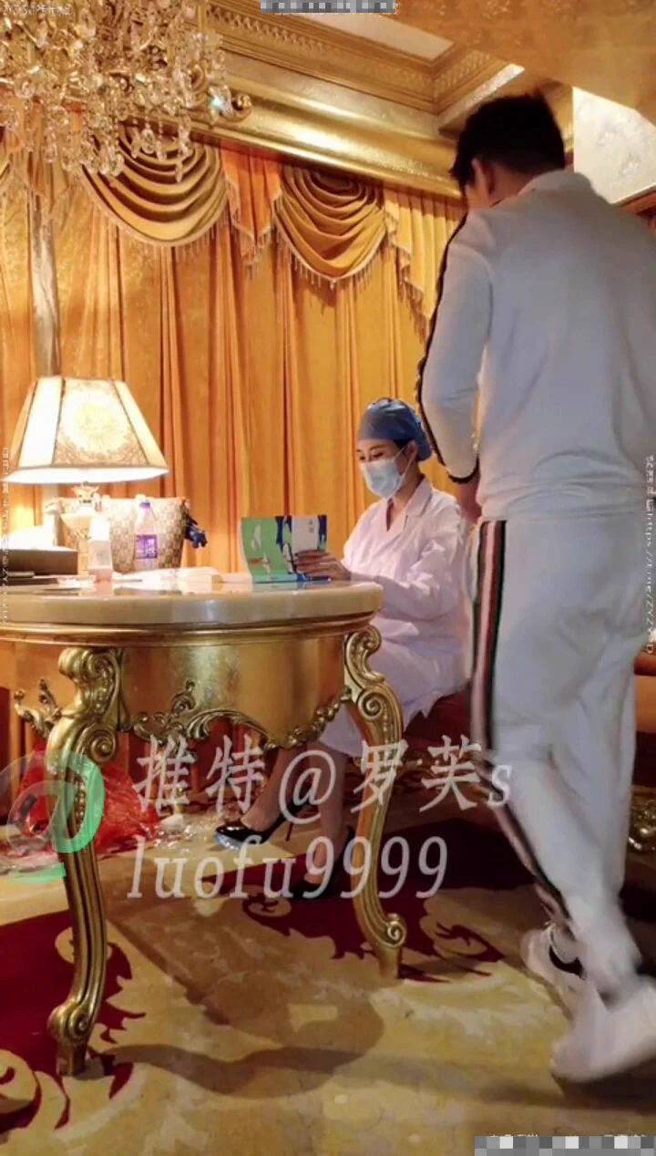 今天我穿护士装变身贱婊子护士，
被你们男主人死死摁沙发上，床上强奸，
粗鸡巴像疯狗一样狠捅骚逼，干得我喷水浪喊“操死我”，奶子晃荡汁液乱溅，操到腿软高潮喷尿！ https://t.co/11CmJ2a9ZS