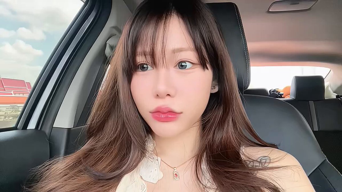 ૮꒰´• ⩊ •` ꒱ა

พิกัดคอนแทคเลนส์ : ลายชาโคลเกรย์
https://t.co/3Eaa7nn29X

พิกัดลิป : สี s19 frosty breeze
https://t.co/bWFtwvueaX https://t.co/WaW9Uoqmfp