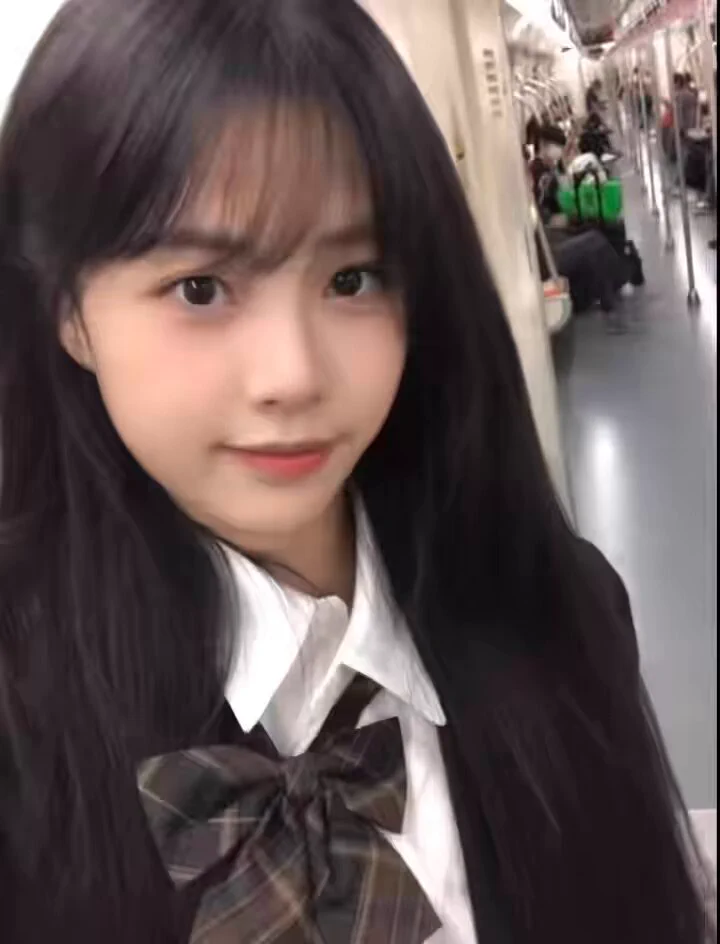 上海5 栗子上戏编导生）
新人登入第一天短期兼职  尽量提早预约❤️
中国·南京19歲 #在校学生
 天然完全无整 水嫩透明度100%  全身全脸无整哦168cm ·45kg ·D

咨询👇
🐧：2533563126
🛰️：sgh689745
✈️：https://t.co/lO85lsj861
看照门槛🚪100（永久有效）备注zfb口令🧧添➕✈️ https://t.co/YmZiW1YfCw https://t.co/wM4YikFBAs